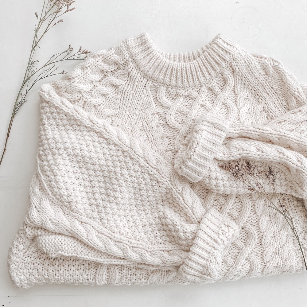 NWOT H&M oversized cable knit sweater